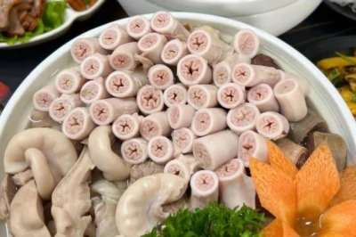 Bị cơ quan chức năng ‘sờ g-áy’ Thế Lòng Se Điếu đã phải khoanh tay xin lỗi tất cả! Nói rõ sự thật đằng sau cỗ lòng 40m