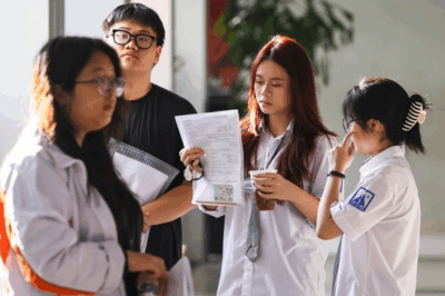 Đáp án môn Toán thi tốt nghiệp THPT 2025: Hé Iộ câu nhiều thí si:nh mất điểm nhất, về đến nhà mới ngộ ra