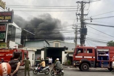 Ch:;áy xưởng sản xuất hộp đựng cơm ở TPHCM…. số người KHUNGKHIEP quá